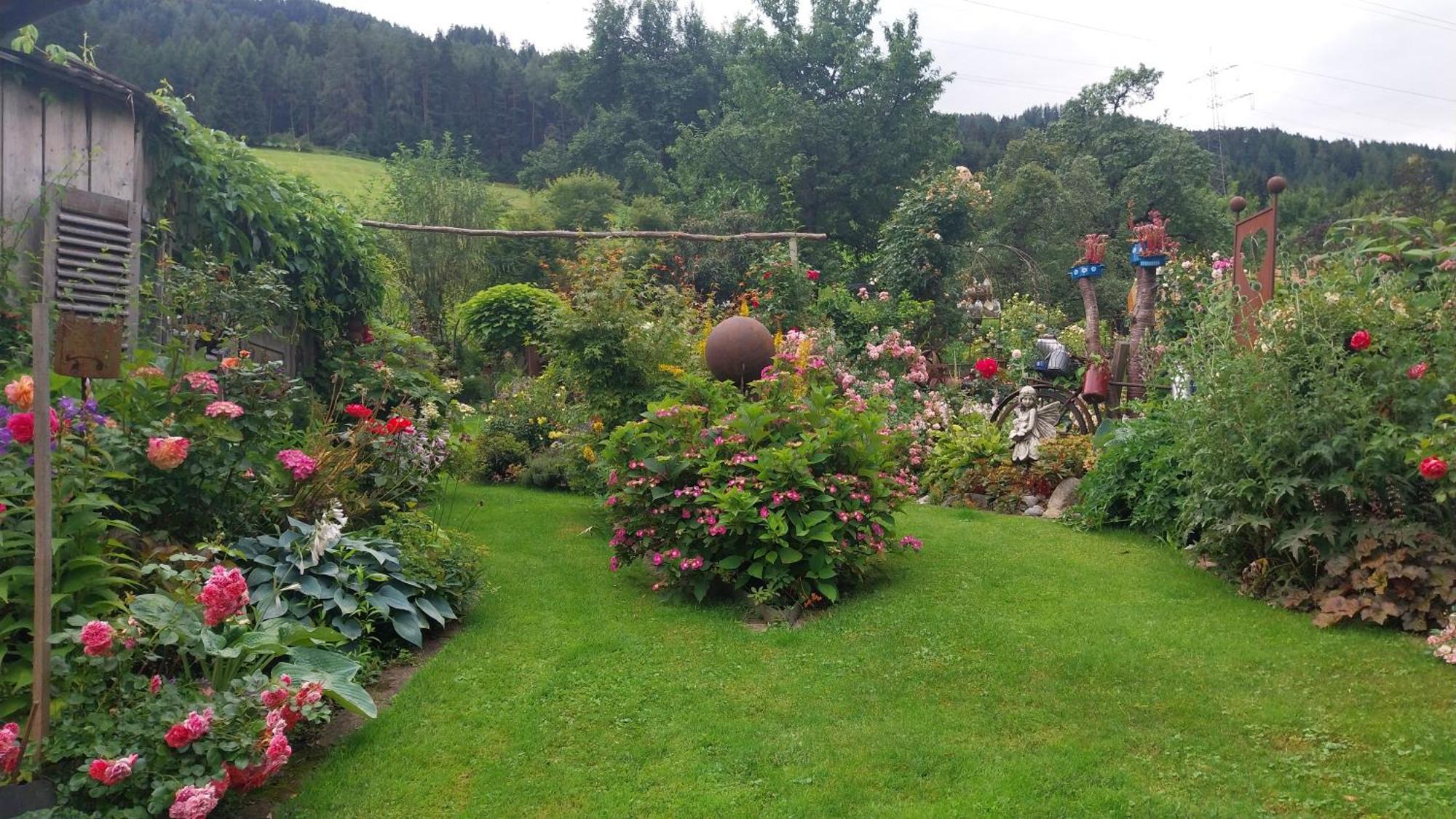 Thalerhof Hotell Roppen Exteriör bild